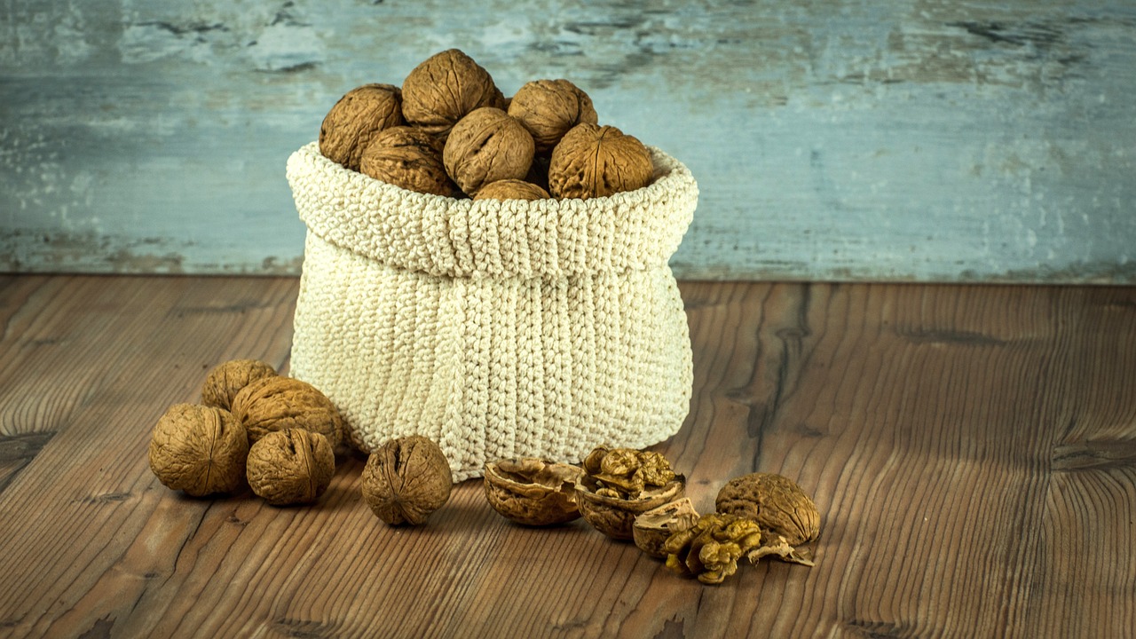 walnuts-1213036_1280.jpg